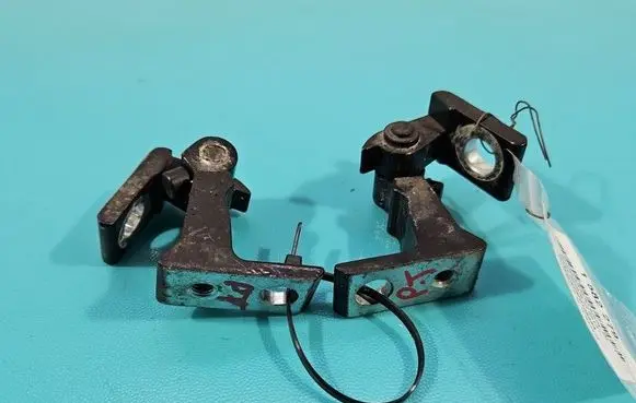 Skoda Octavia Mk3 (5E) Rear door hinge set 8K0831402E IMPRK1582279