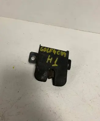 Volkswagen Golf IV Tailgate/trunk/boot lock/catch/latch 1J6827505B