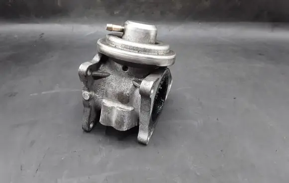 Skoda Fabia Mk1 (6Y) EGR valve 038131501AN 038129637D 011708103