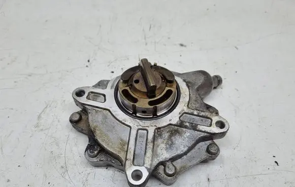 BMW 3 E46 Vacuum pump 7542498 11667542498