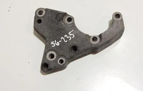 BMW 5 E60 E61 Power steering pump mounting bracket 32412247556 2247556 56235