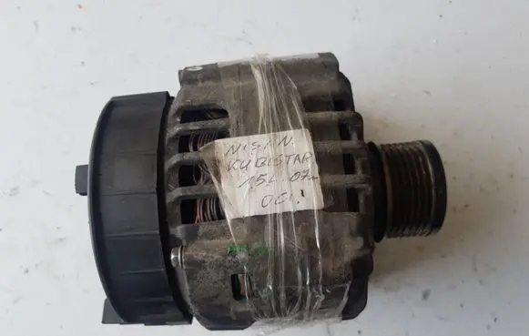 Nissan Kubistar Generator/alternator 2543378A