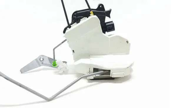 Peugeot iOn Front door lock