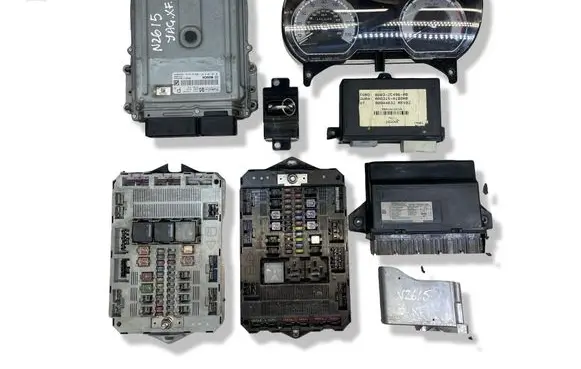 Jaguar XF X250 Engine ECU kit and lock set 9X2Q12A650PAD 0281014671 1039S30791