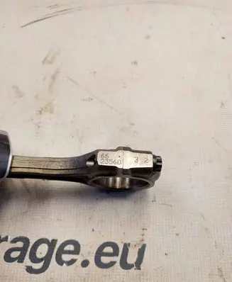 Toyota RAV 4 (XA30) Piston with connecting rod 2ADFTV BU2 6623560