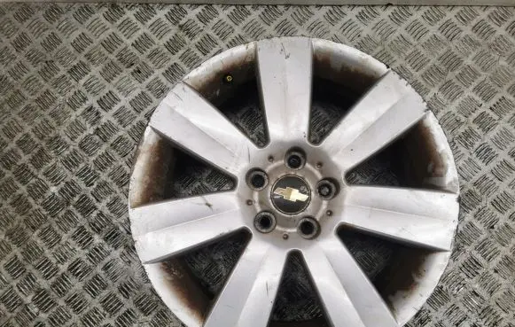 R18 alloy rim