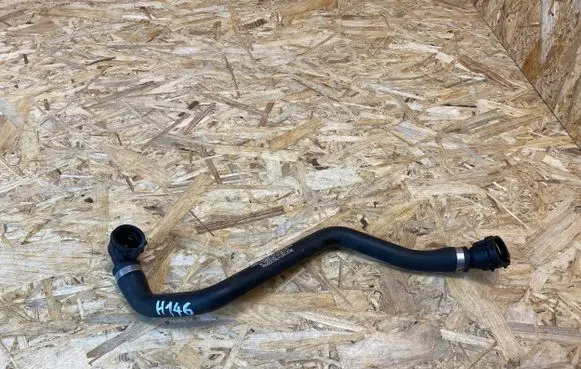 Mercedes-Benz GLC X253 C253 Engine coolant pipe/hose A2135014782
