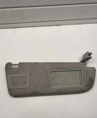 Audi A6 S6 C6 4F Sun visor 4F0857552