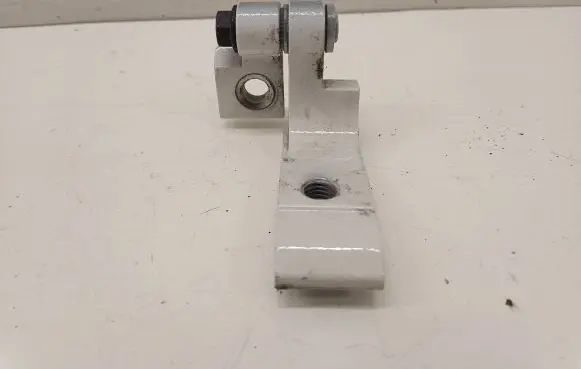 BMW 1 F40 Rear door lower hinge