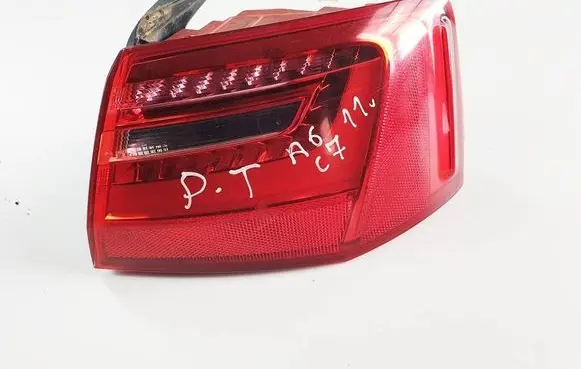 Rear/tail lights