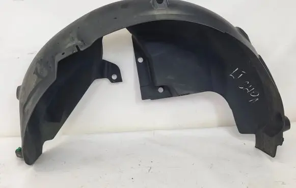 Renault Clio V Front arch 767488101r