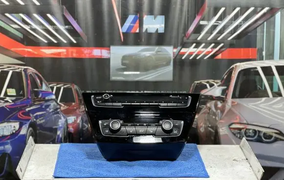 BMW X1 F48 F49 Climate control/heater control trim 9371457