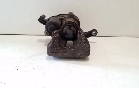Nissan Qashqai J12 Rear brake caliper 440006RA0B