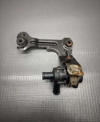 Volvo C30 Water pump PPSGFM65