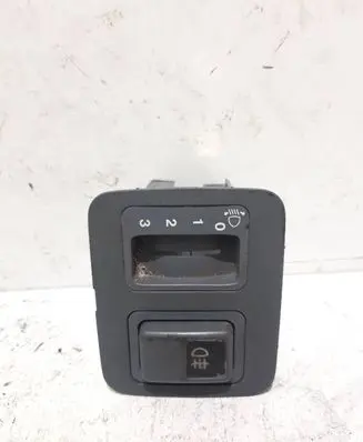 Honda HR-V Fog light switch M18417