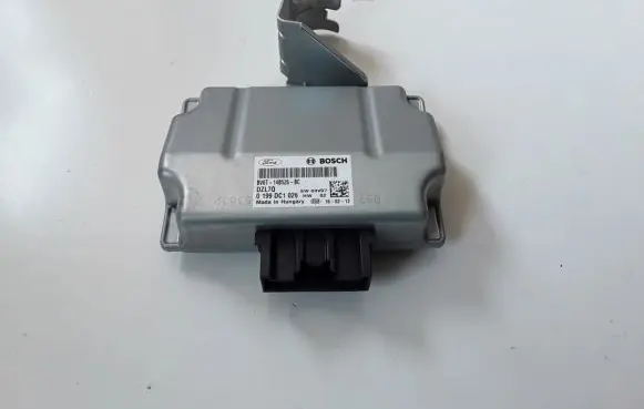 Ford Focus Voltage converter/converter module BV6T14B526BC