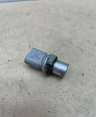 Audi A4 S4 B7 8E 8H Air conditioning (A/C) pressure sensor 5R0959126 250912