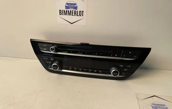 BMW 5 G30 G31 Climate control unit 7947869