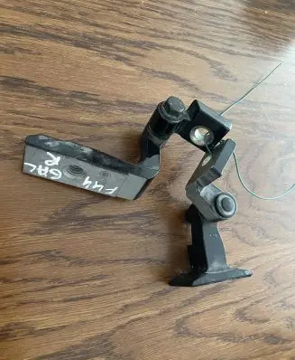 BMW 2 F44 Rear door upper hinge 7246062