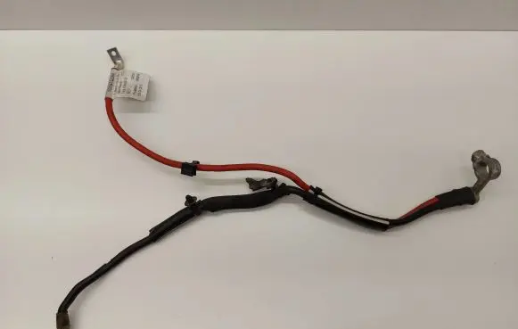 Volkswagen PASSAT B8 Positive cable (battery) 5Q0971228K