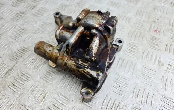 BMW 7 E38 Oil pump 1740965