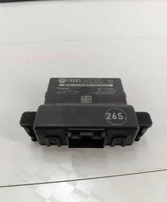 Volkswagen PASSAT B6 Gateway control module 3C0907530H 3C0907951