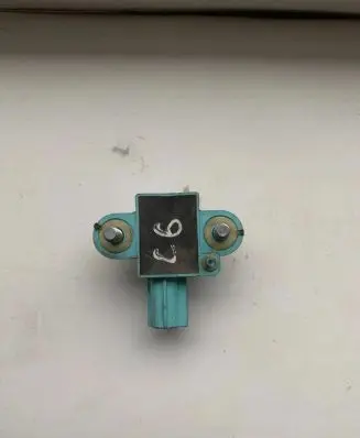 Audi A6 S6 C6 4F Airbag deployment crash/impact sensor 4F0955557