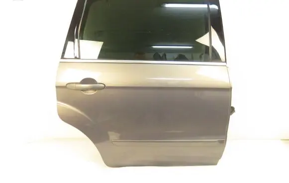 Rear door