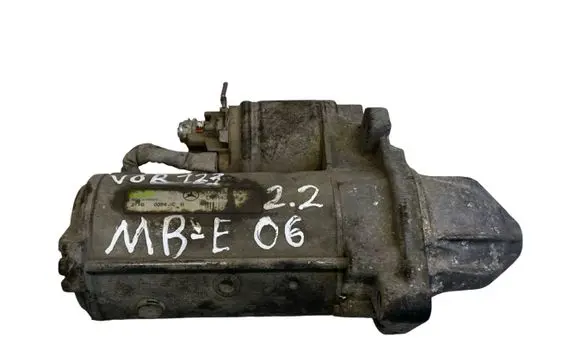 Mercedes-Benz E W211 Starter motor 0051511301 D7R43 0089JCB