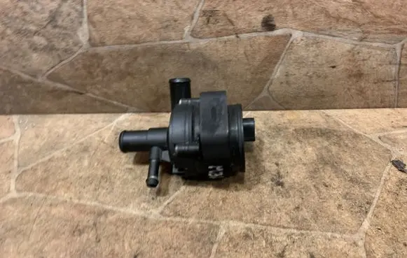 Mercedes-Benz E W211 Electric auxiliary coolant/water pump A2118350028