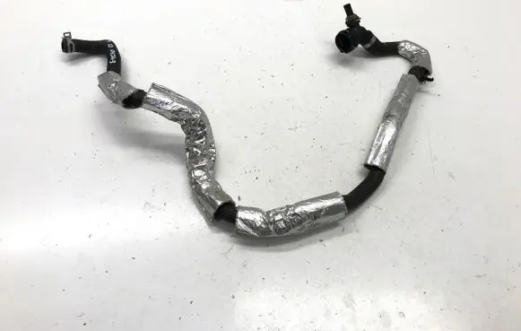 Volvo XC40 Engine coolant pipe/hose 32138740