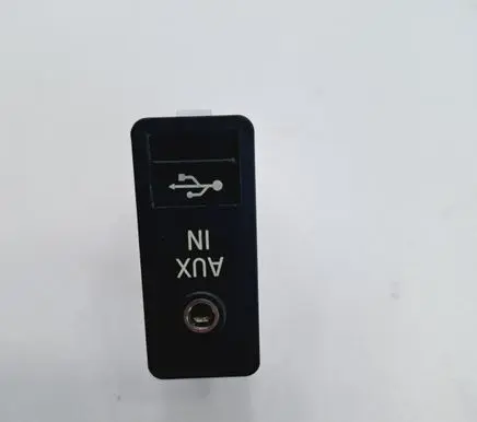 Mini One - Cooper Clubman R55 USB socket connector 9129651