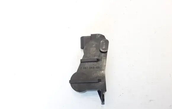 BMW 6 E63 E64 Oil filter mounting bracket 17222282683