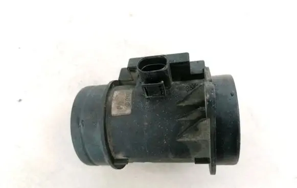 Volkswagen PASSAT B5 Mass air flow meter 074906461 7.18221.01