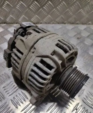 Seat Alhambra (Mk1) Generator/alternator LRB00474