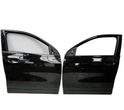 Mercedes-Benz GLA H247 Front door