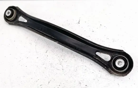 Rear control arm