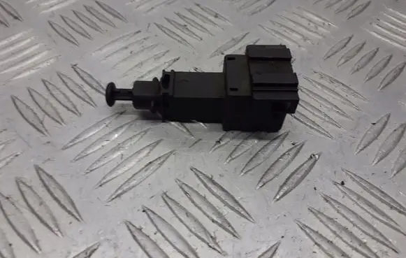Skoda Fabia Mk1 (6Y) Brake pedal sensor switch 51125537