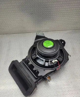 Volvo XC40 Subwoofer speaker P31438479 31438479
