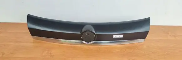 Opel Mokka X Trunk door license plate light bar 95093299