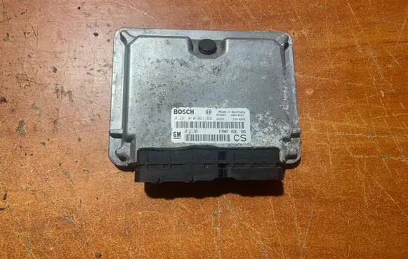 Opel Zafira A Engine control unit/module 09133269 0281010021