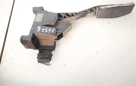Opel Zafira A Accelerator throttle pedal 0281002298 90581208aq