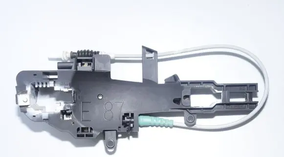 Rear door exterior handle/bracket