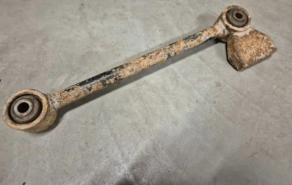 Nissan Patrol Y61 Rear suspension control arm 
