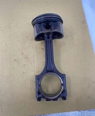 Volvo V70 Piston with connecting rod 