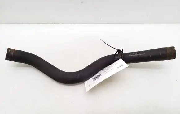 Ford Transit Engine coolant pipe/hose 6C118C351AD