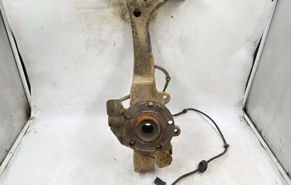 Audi A4 S4 B5 8D Front wheel hub spindle knuckle 8D0407257