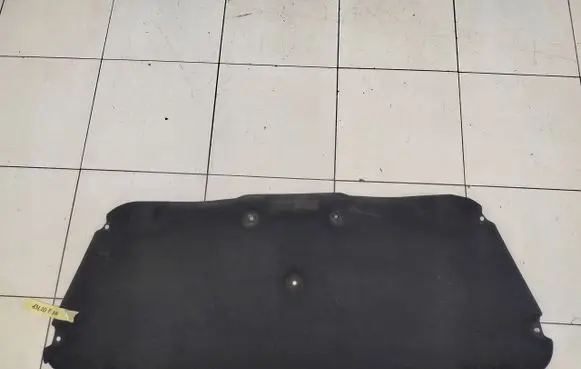 Peugeot 208 I Engine bonnet/hood sound/heat insulation 