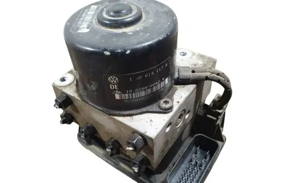 Audi A3 S3 8L ABS Pump 1J0614117A 1J0907379