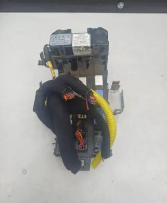 Hyundai Santa Fe Fuse module 9540026500 0KA500R
